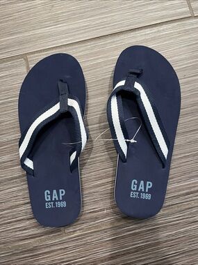GAP Navy Flip Flops with White Stripe Straps